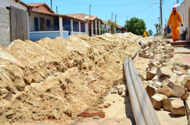 Pedra Grande: Água da adutora Boqueirão está chegando a Praia de Enxu-queimado. - Blog do Jadson Nascimento